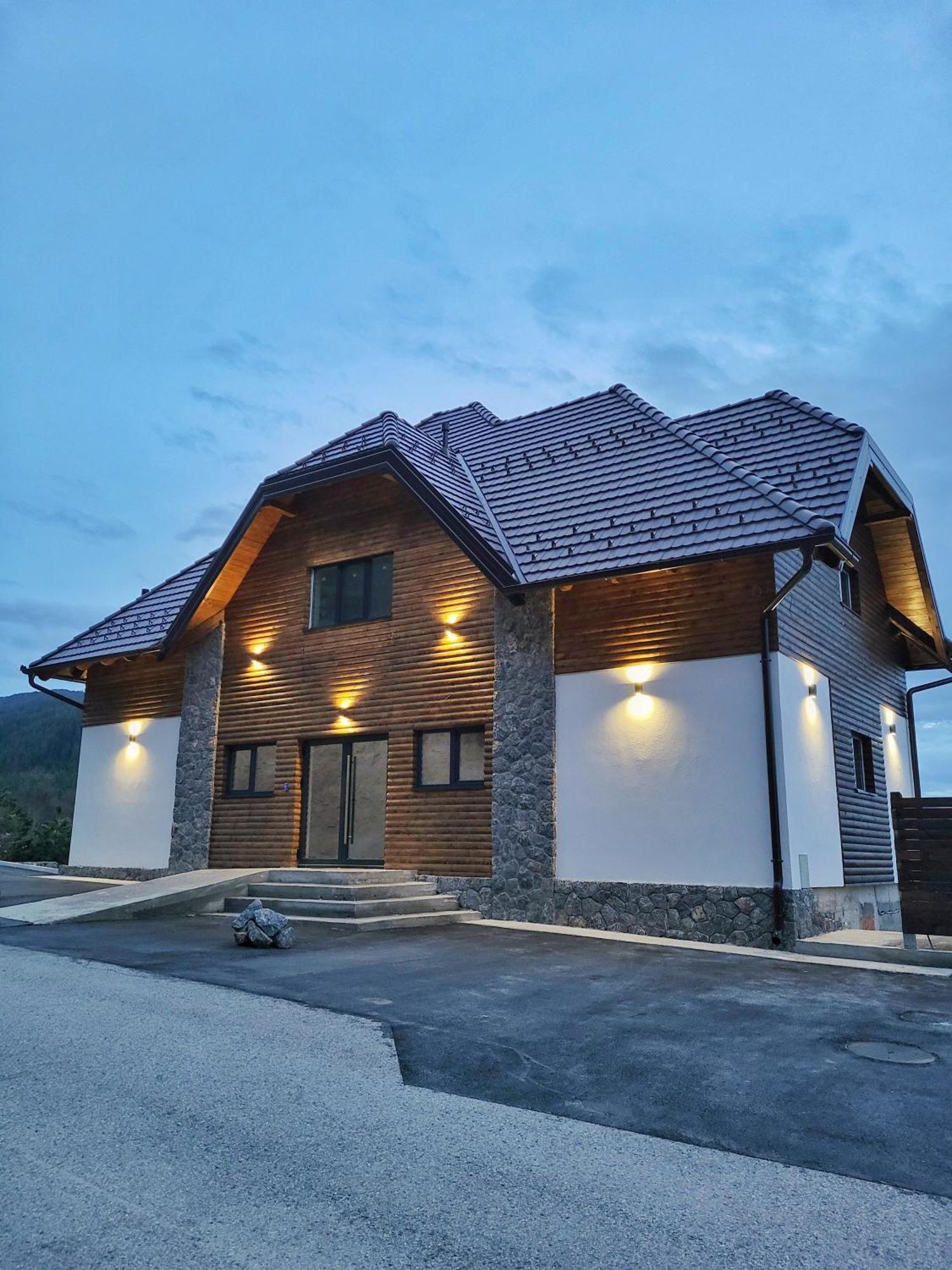 Apartmani Tarsko Jezero Zaovine Exterior photo
